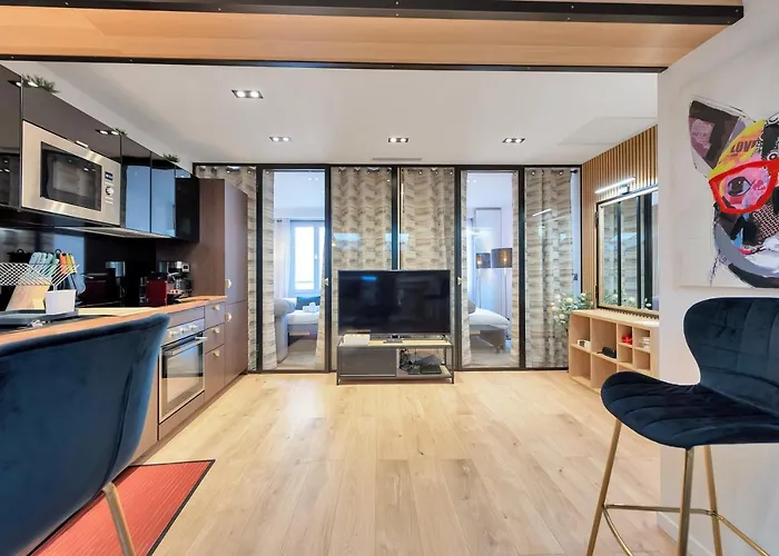 Daire Le Napoleon Chic Et Moderne, L'endroit Parfait Au Coeur De La Banane Cannes